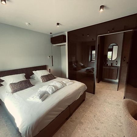 Domaine Sur Les Sarts Otel Ohey Dış mekan fotoğraf