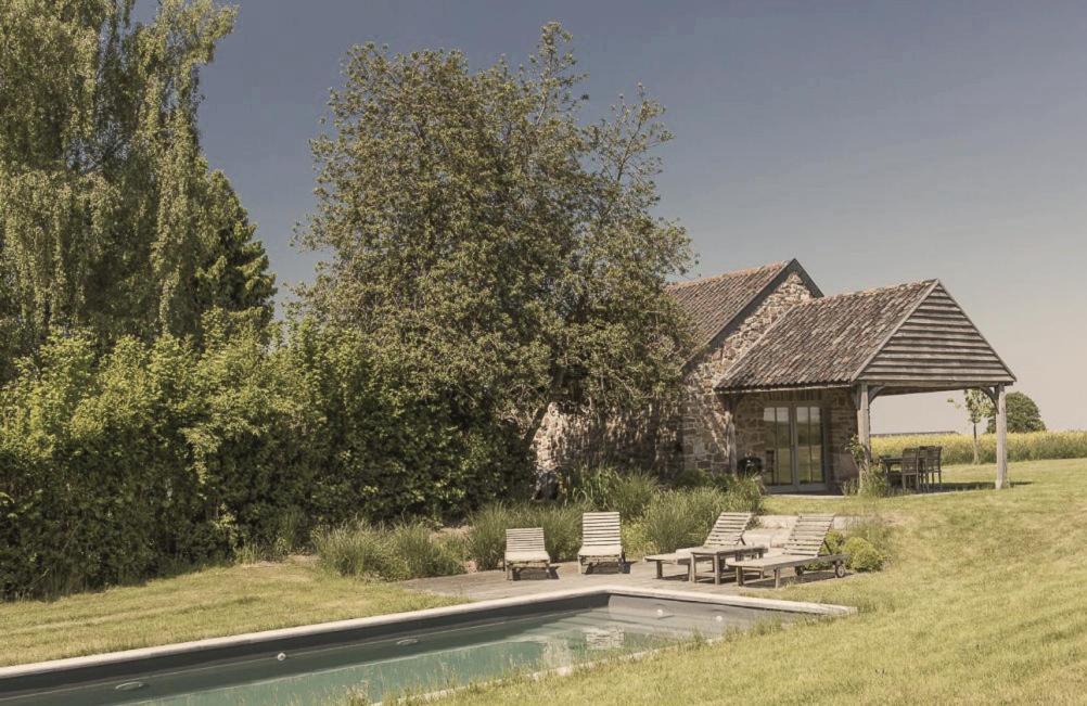Domaine Sur Les Sarts Otel Ohey Dış mekan fotoğraf